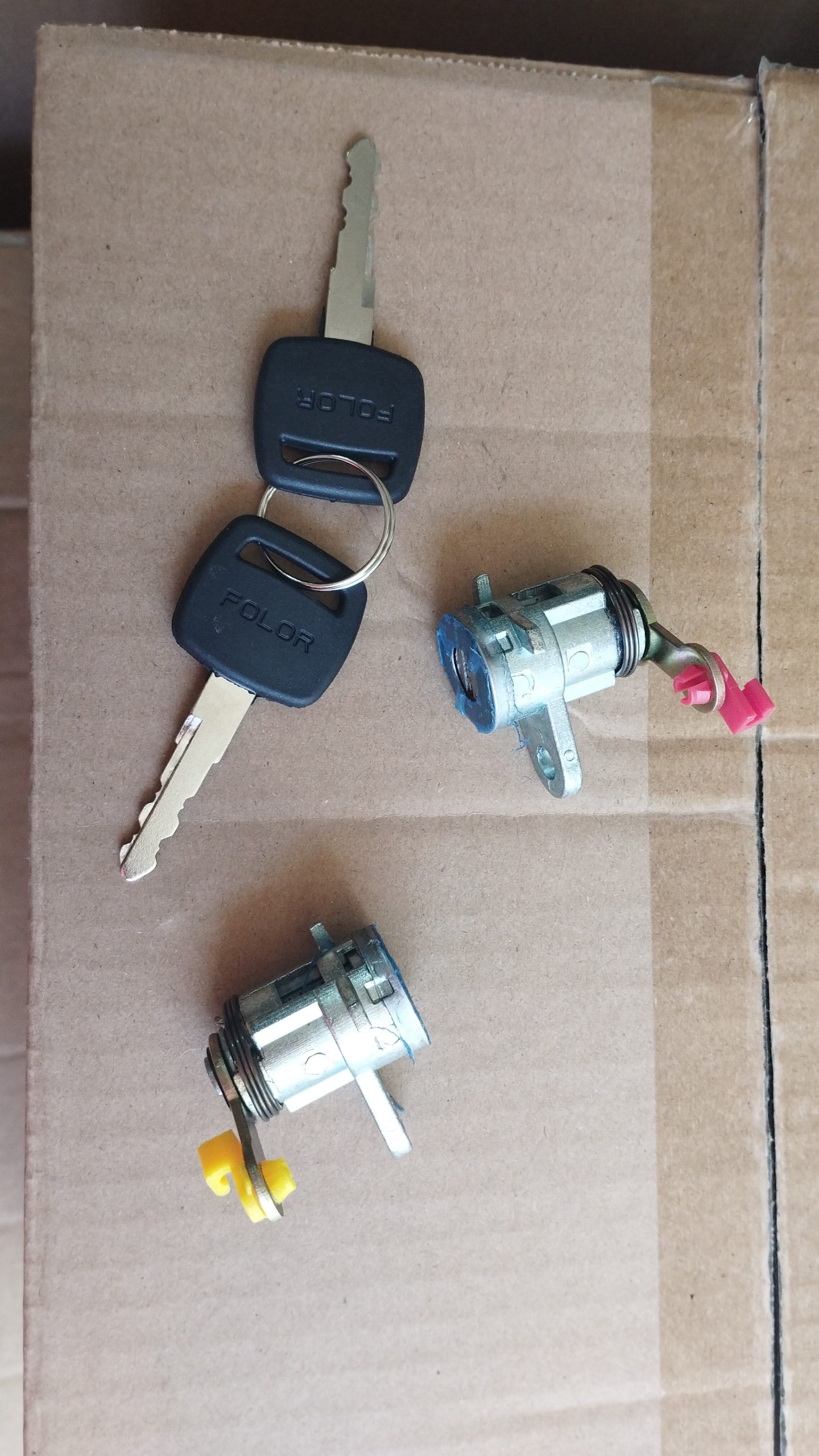 CHAPA PUERTA (CHEVROLET NQR, NPR)